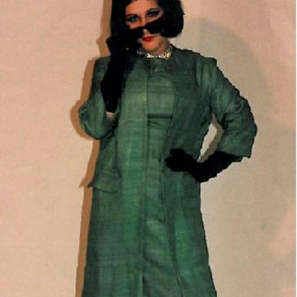 Meet your Posher, Gina - Picture 2 of 8